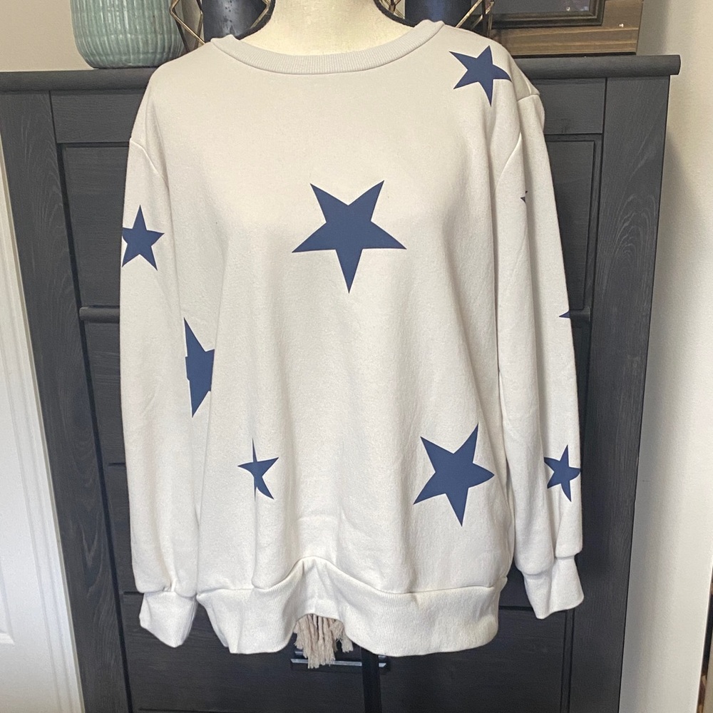 Zenana Outfitters Cream Sweatshirt